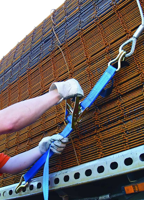 Uigí poileistir lashing
